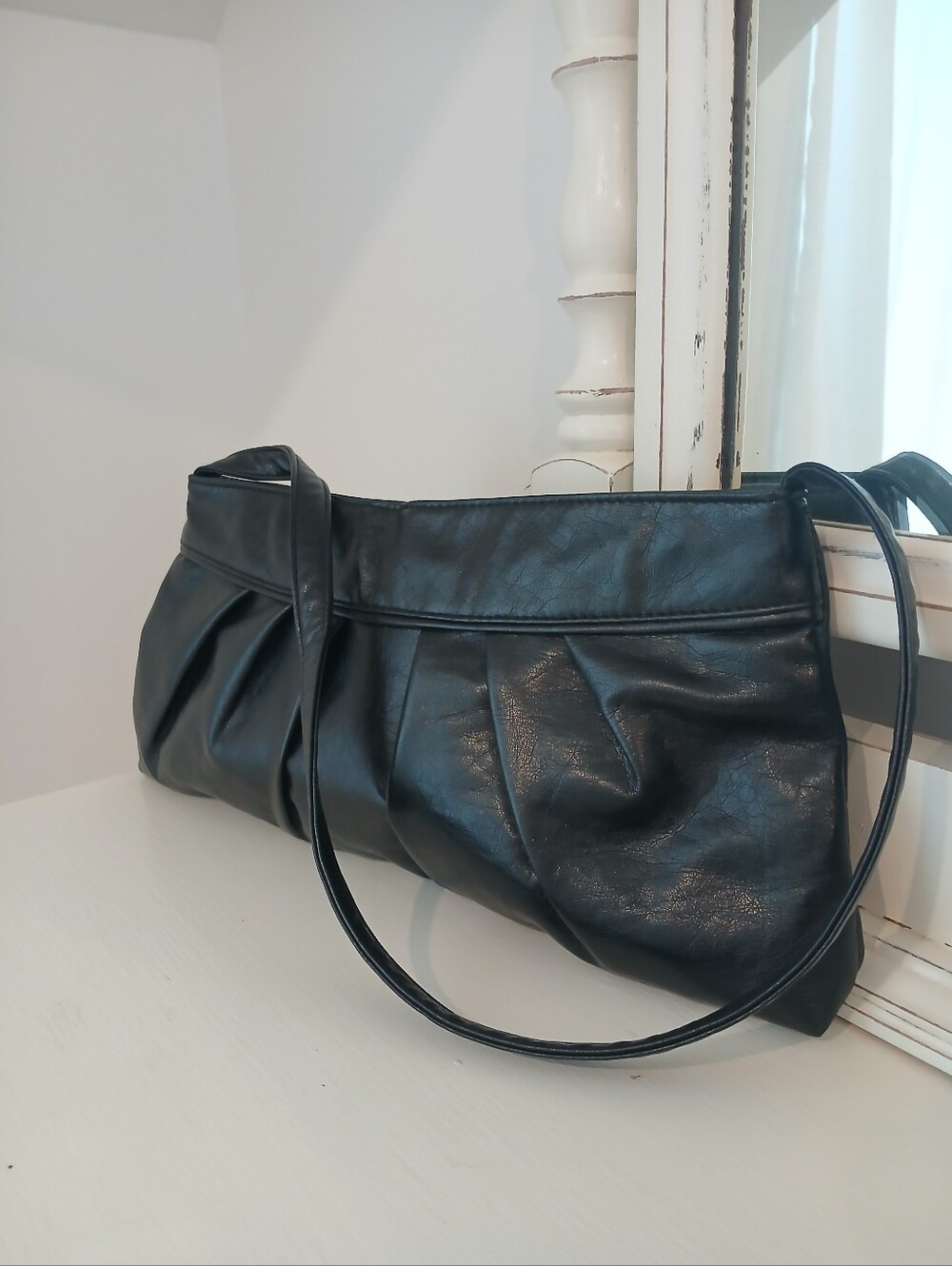 Vintage Y2K Claire’s Black Pleated Shoulder Bag